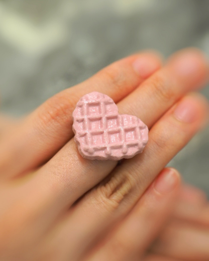 ♥ 戒指ღ心心窩夫♥